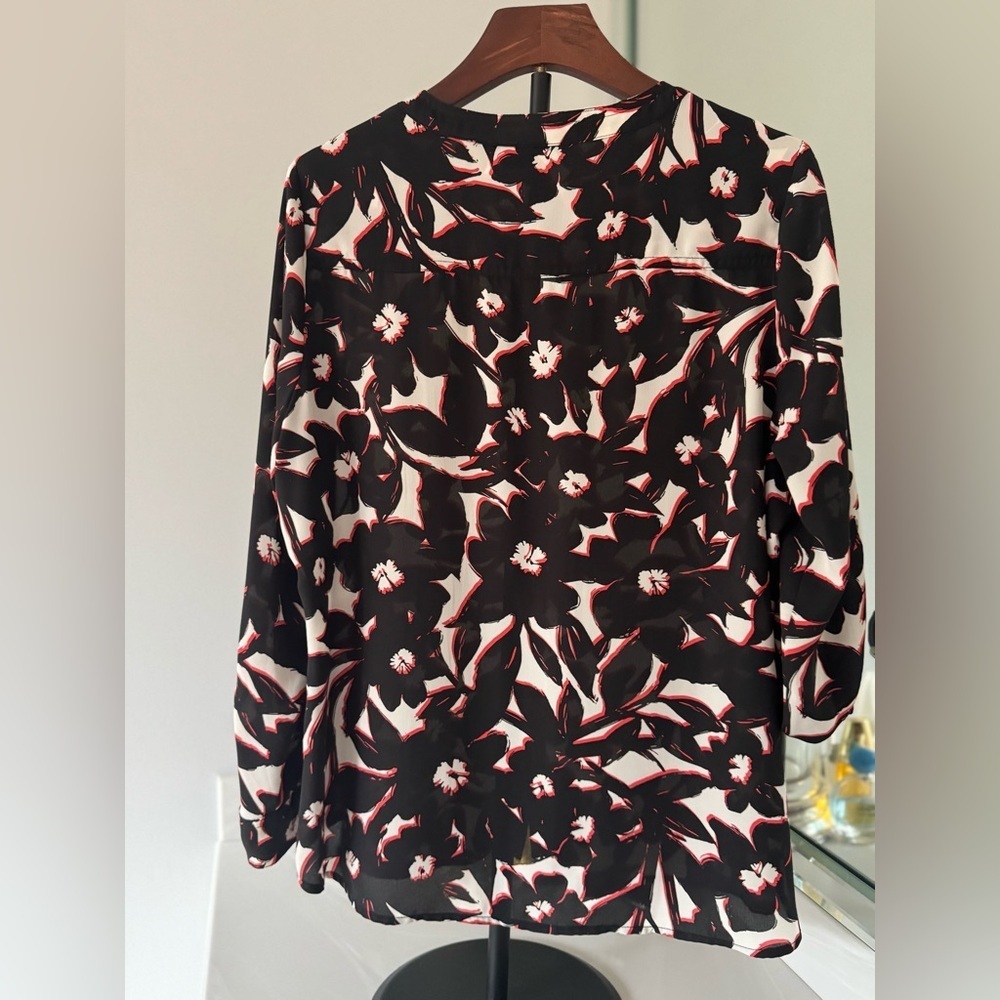 Apt. 9 Woman's Black White Red Abstract Semi Sheer Blouse US PL